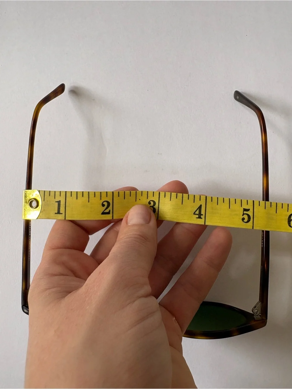 VNTG 90s Oliver Peoples Micro Oval Tortoiseshell Green Lense Sunglasses baddie